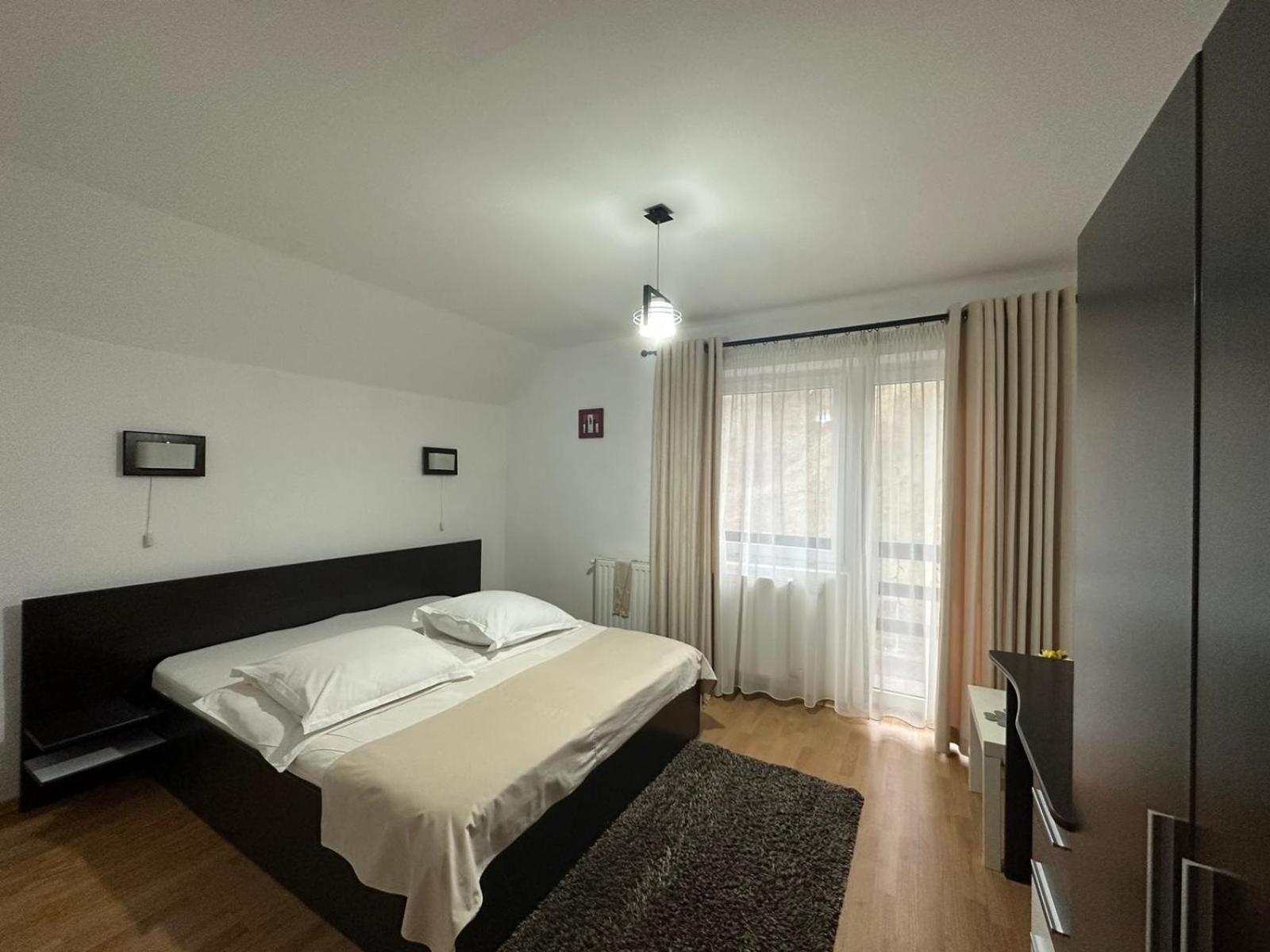 Casuta De Langa Izvor Hotel Moeciu De Sus Exterior foto